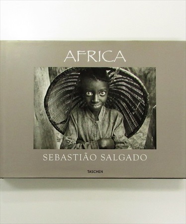 貴重　セバスチャン・サルガド　アフリカ　写真集